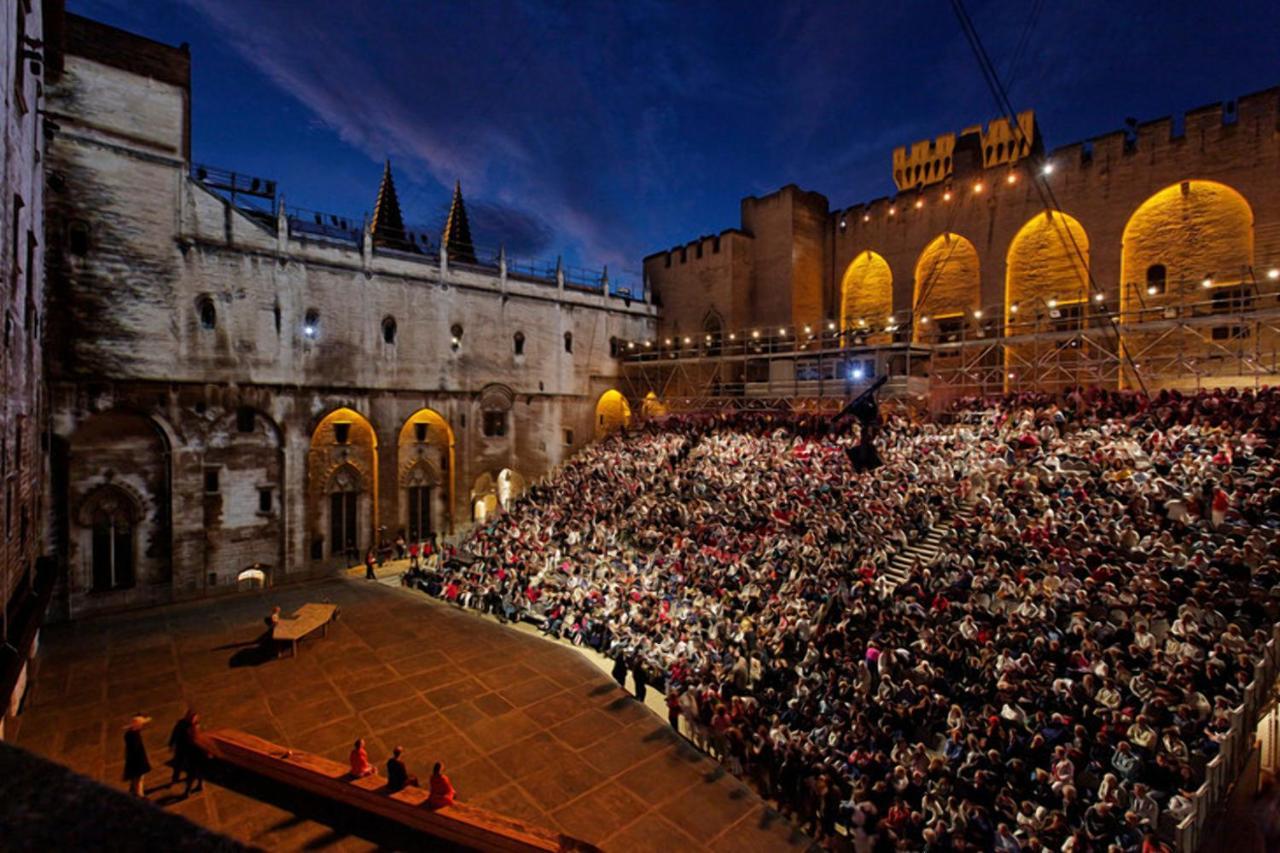 Premiere Classe Avignon Courtine Gare Tgv Hotell Exteriör bild